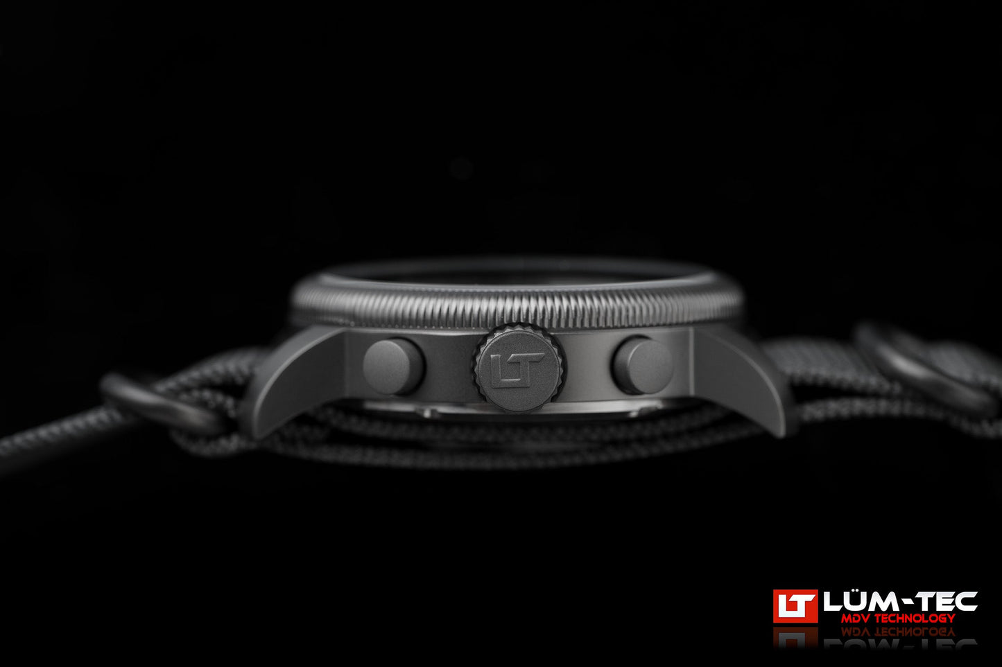 Lum-Tec Combat B B64 Chronograph 43MM
