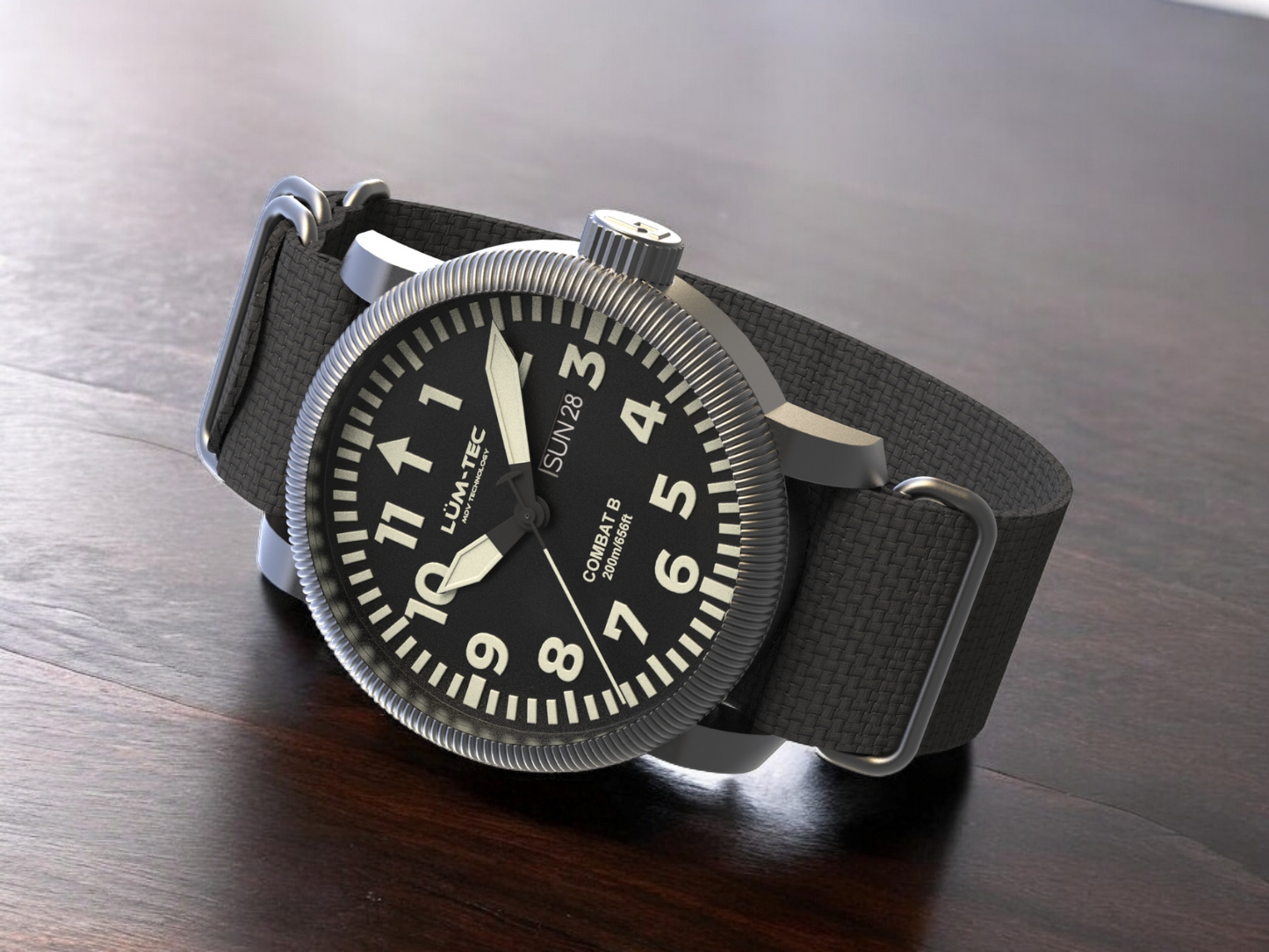 Lum-Tec Combat B B66 Day Date