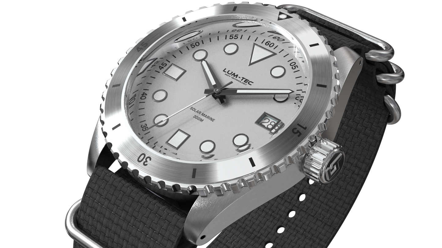 Lum-Tec Solar Marine 9
