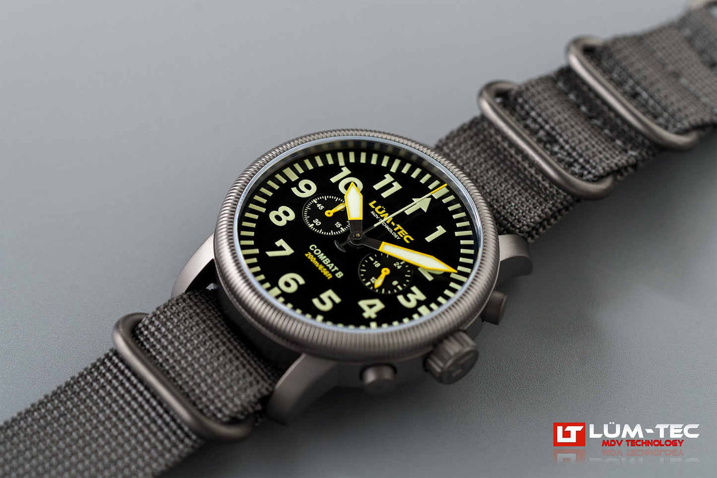 Lum-Tec Combat B B64 Chronograph 43MM