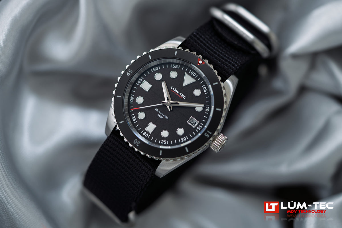Lum-Tec Solar Marine 5