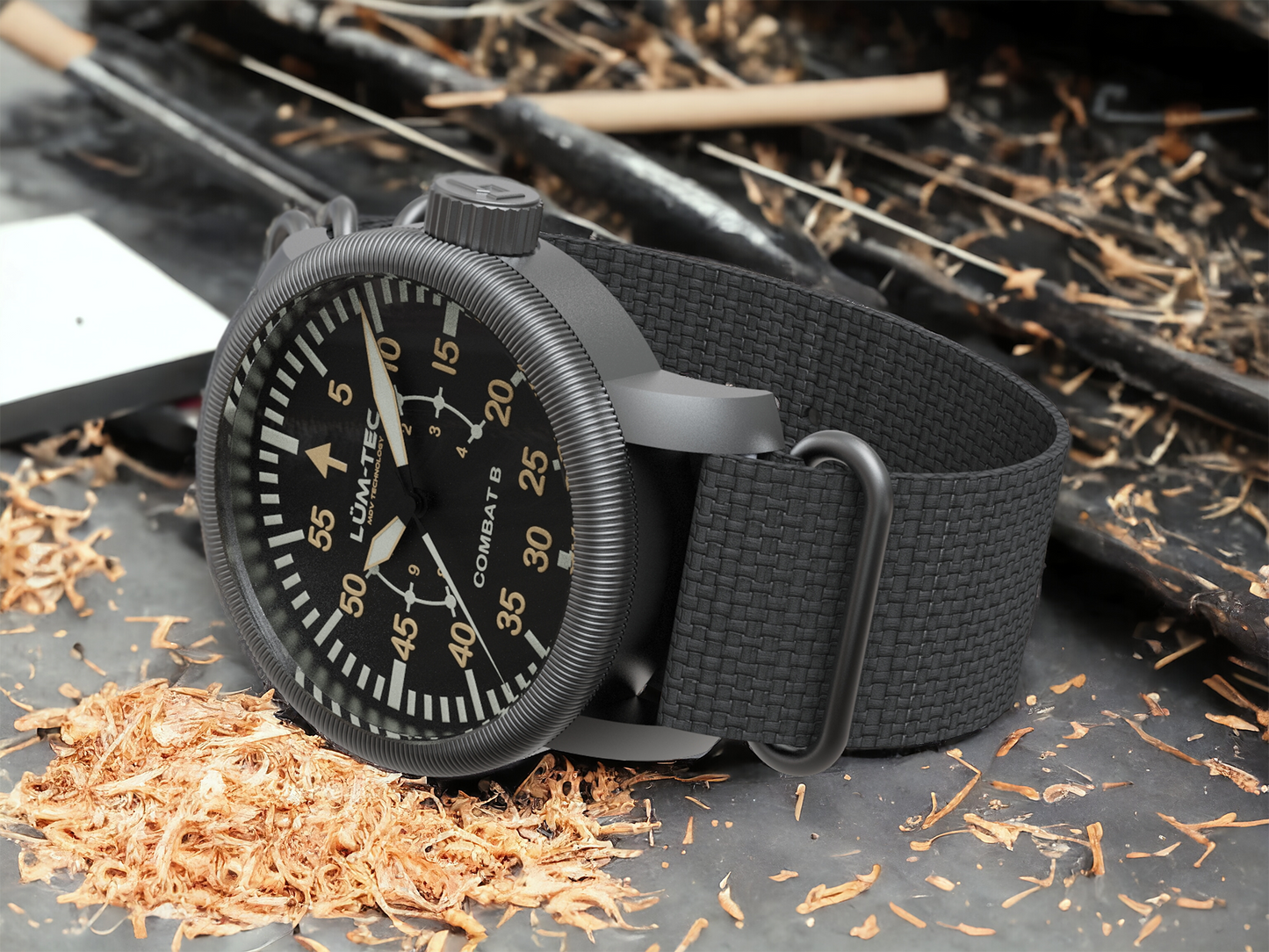 Lum-Tec Combat B62 automatic 39mm