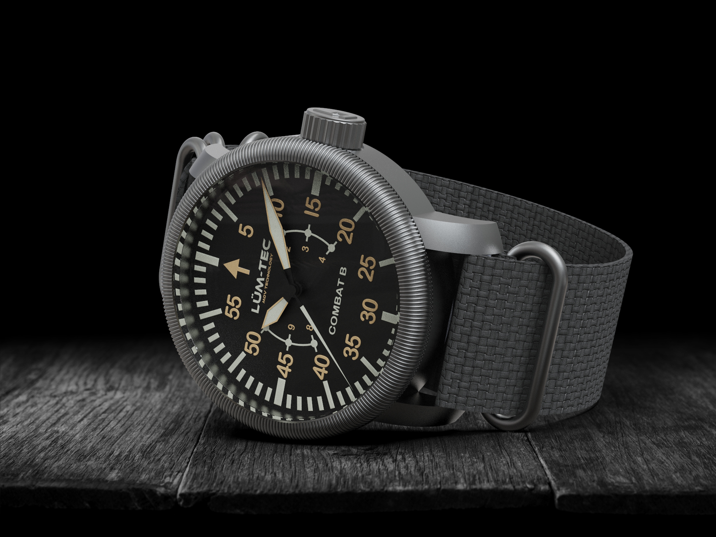 Lum-Tec Combat B62 automatic 39mm