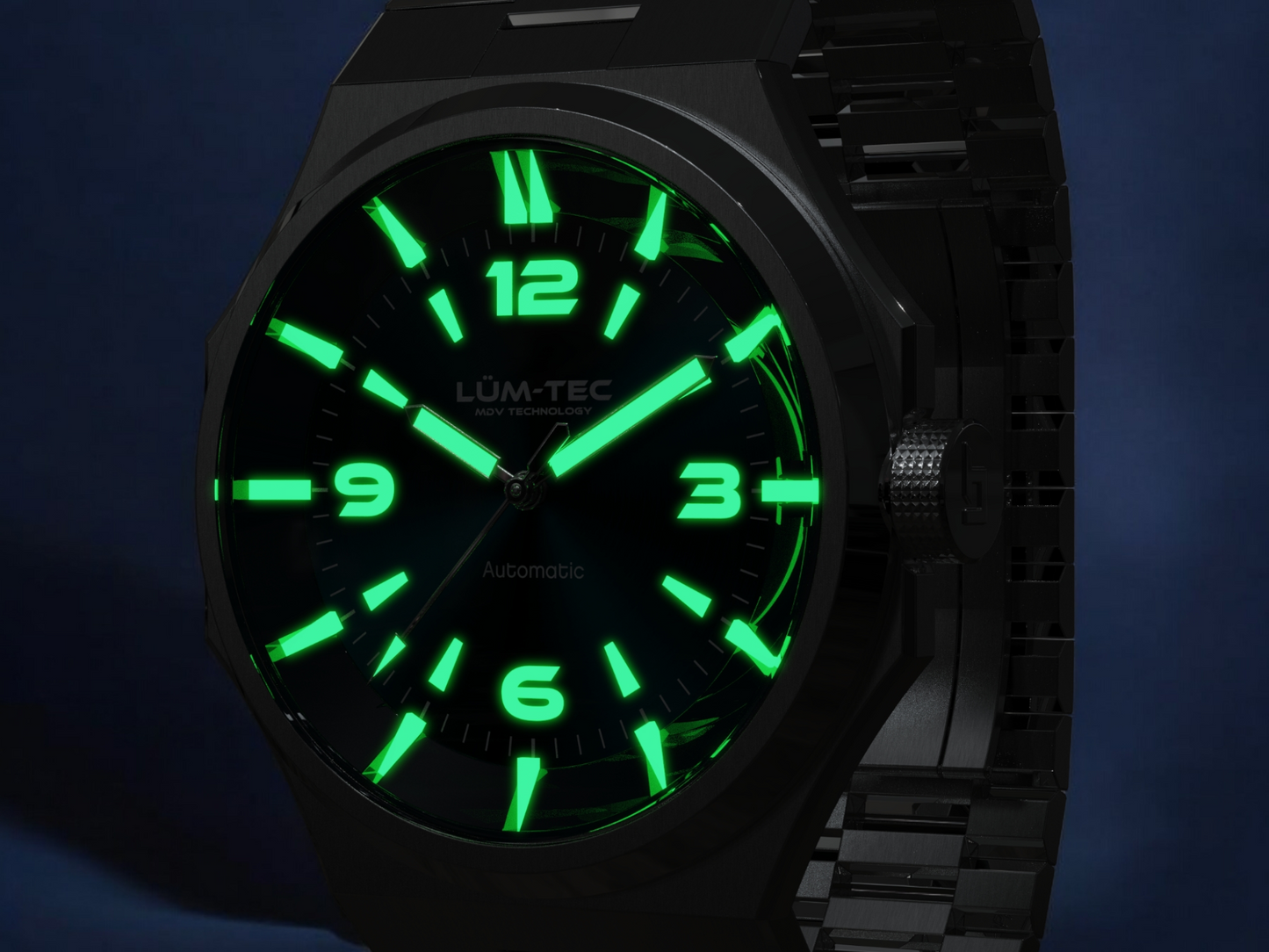 Lum-Tec Eclipse E3 Integrated Bracelet 42mm