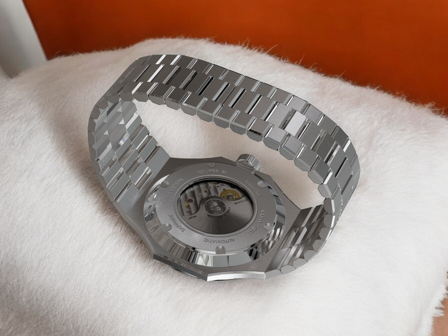 Lum-Tec Eclipse E5 Integrated Bracelet 42mm