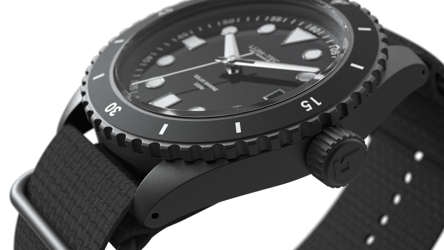 Lum-Tec Solar Marine 6