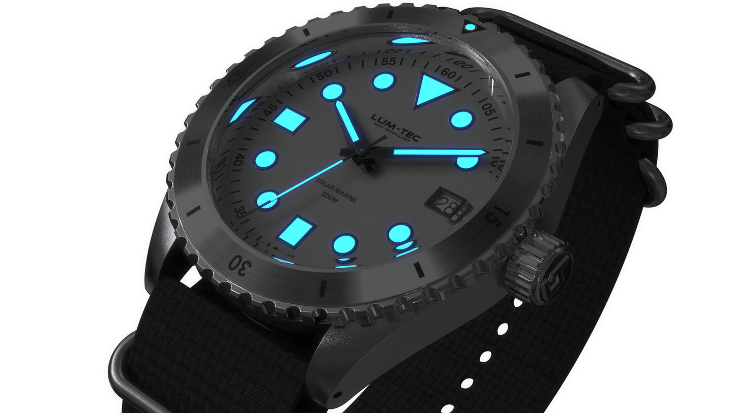 Lum-Tec Solar Marine 9