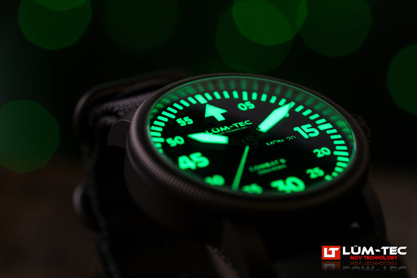 Lum-Tec Combat B B68 Day Date