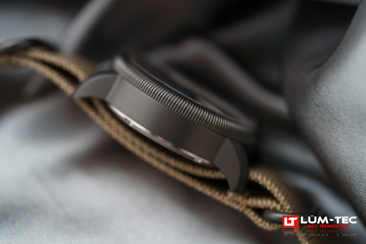 Lum-Tec 39mm Combat B74 GMT