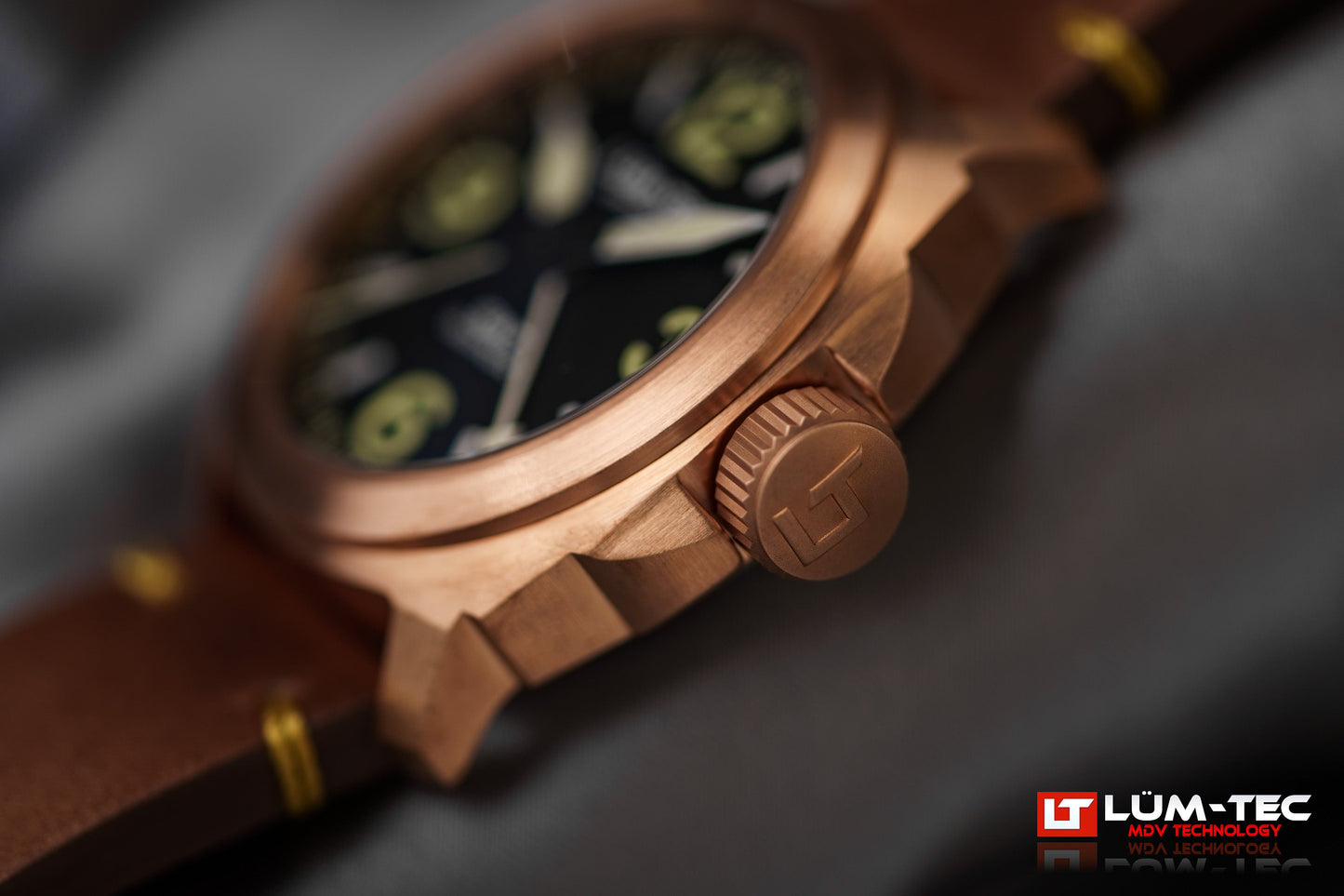 Lum-Tec M94 Bronze No date Automatic Watch