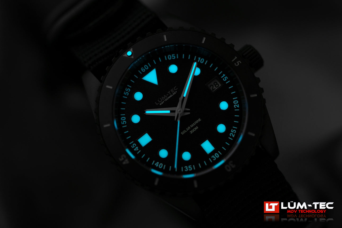 Lum-Tec Solar Marine 6