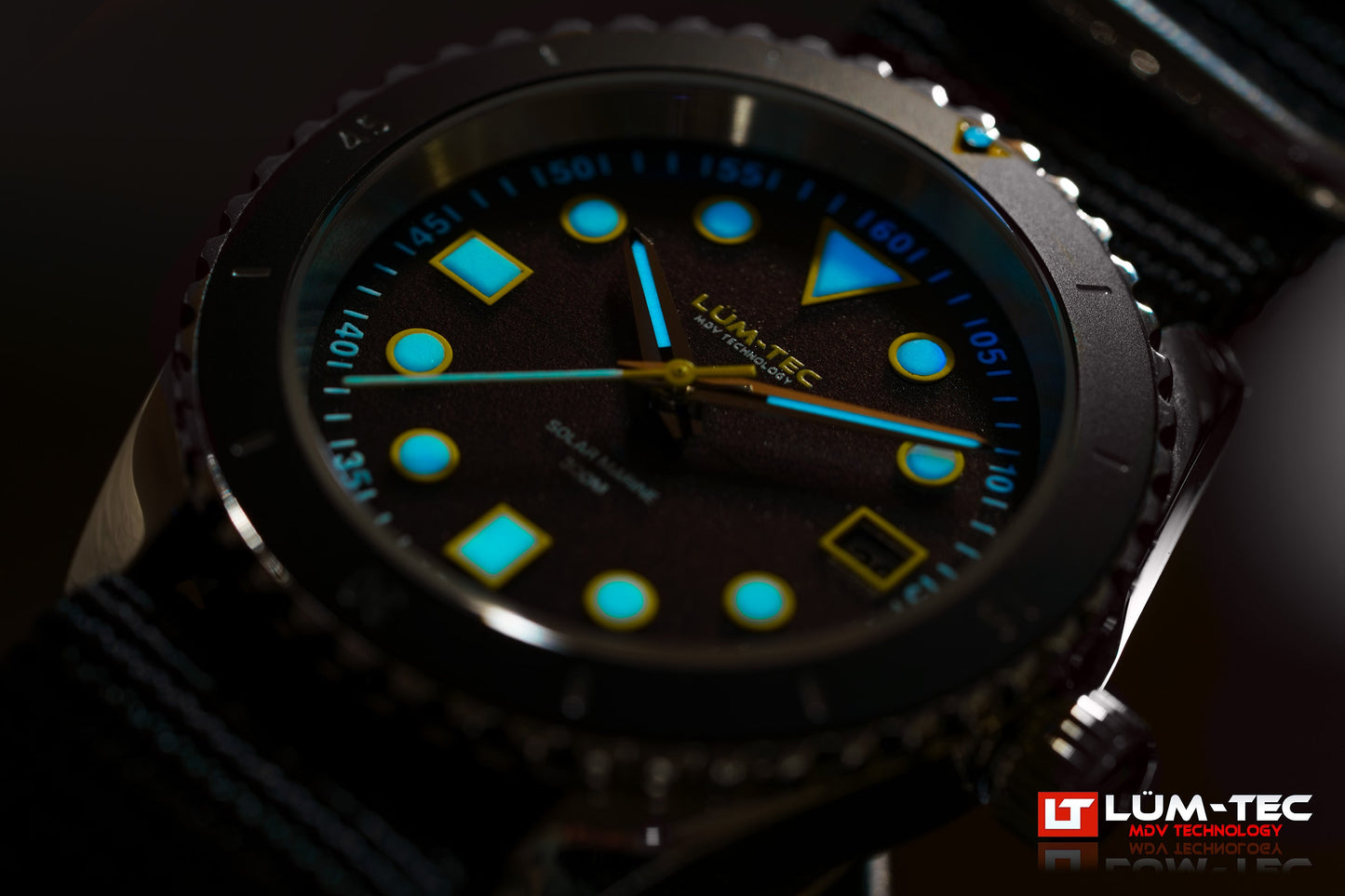 Lum-Tec Solar Marine 7