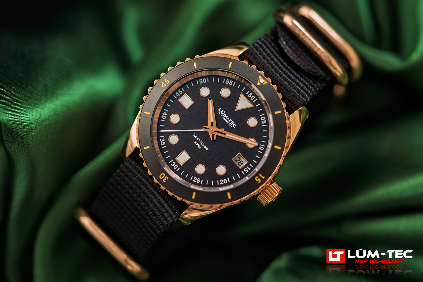 Lum-Tec Solar Marine 8
