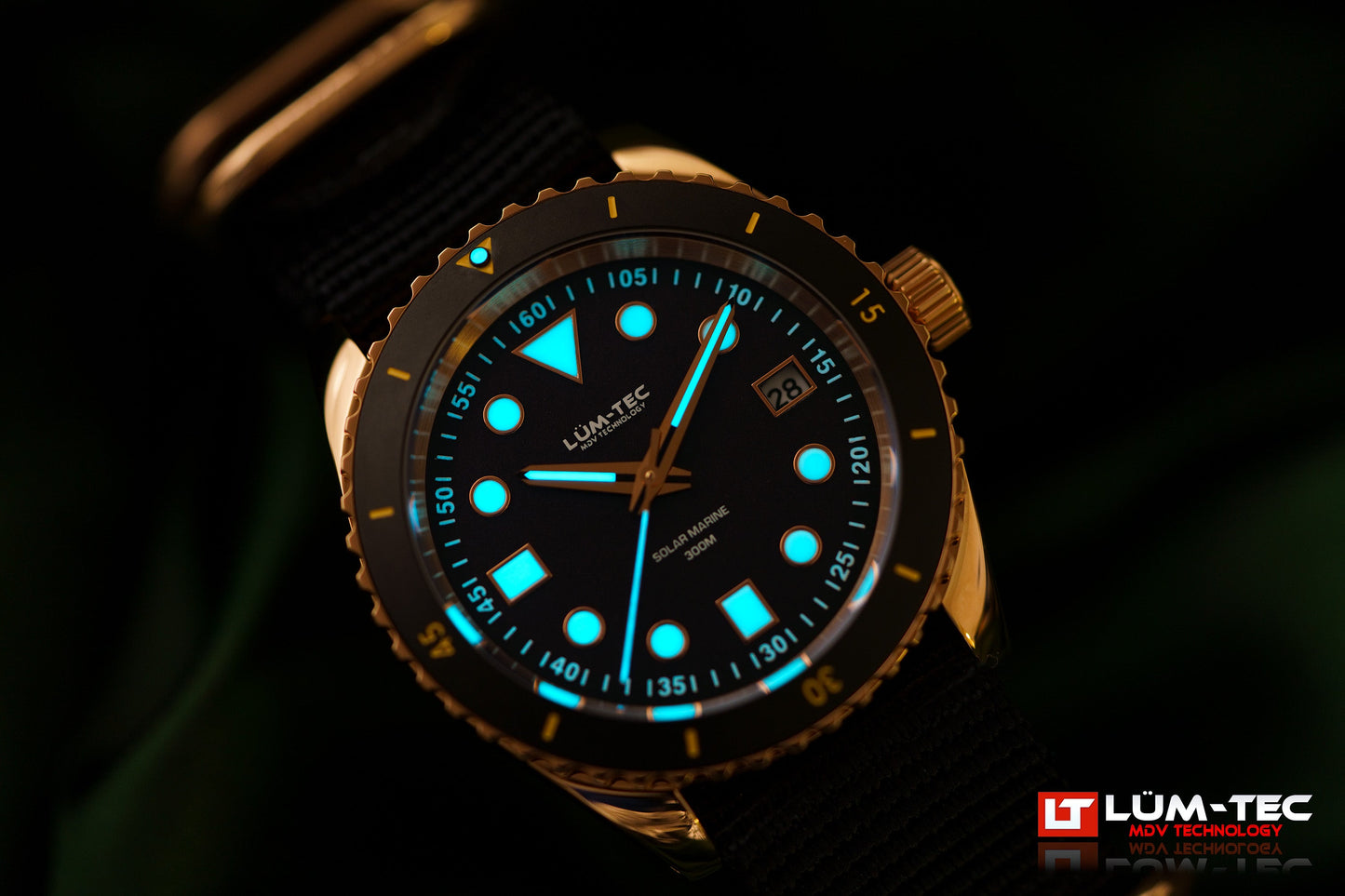 Lum-Tec Solar Marine 8